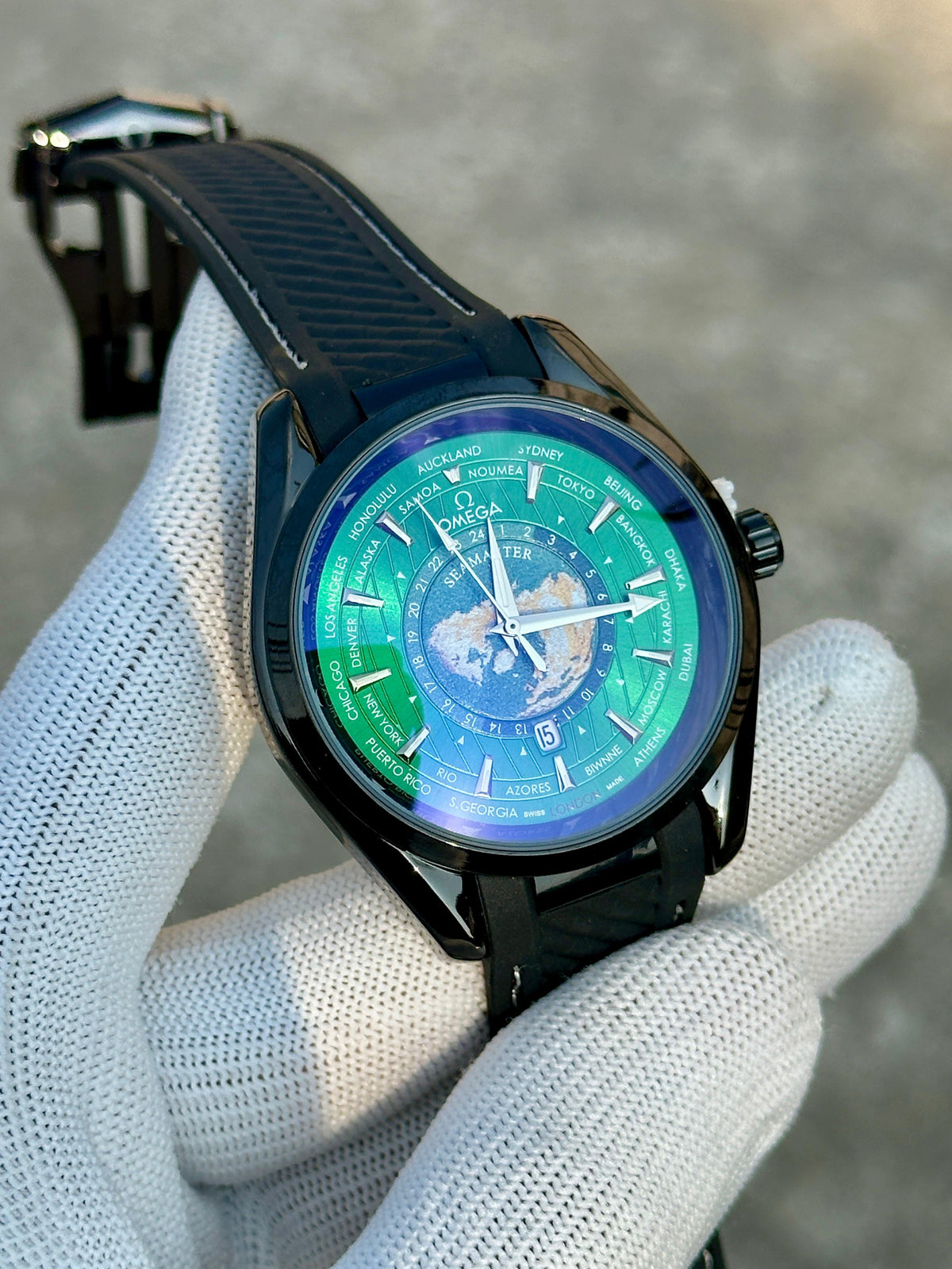 Om.ega Seamaster