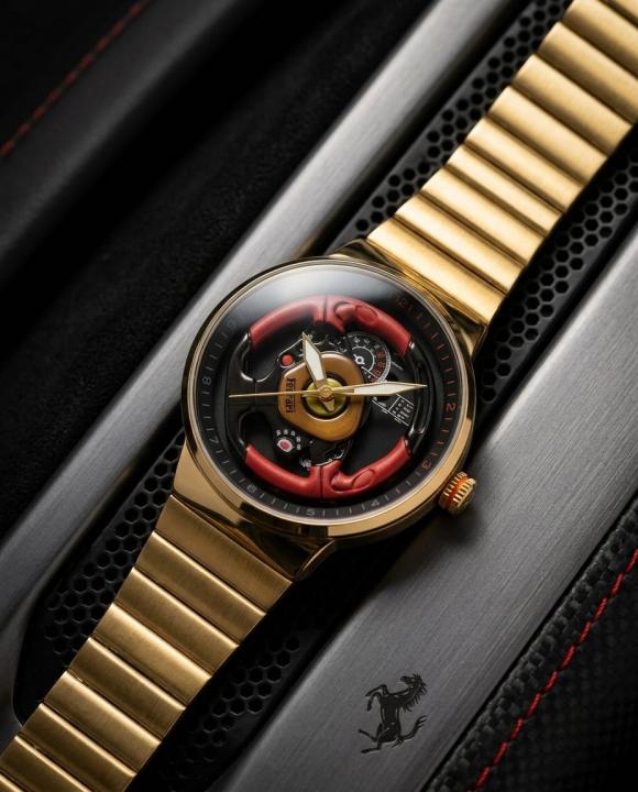 Fe.rrari Spirit Spinner Gold