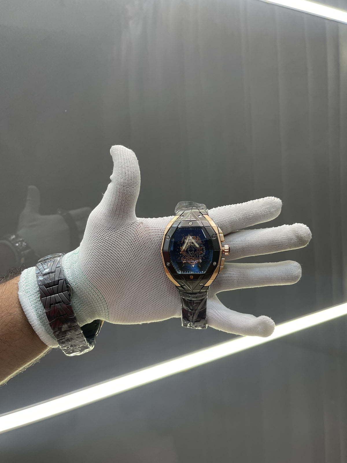 HUB.LOT BLACK BING BANG EDITION PREMIUM WATCH