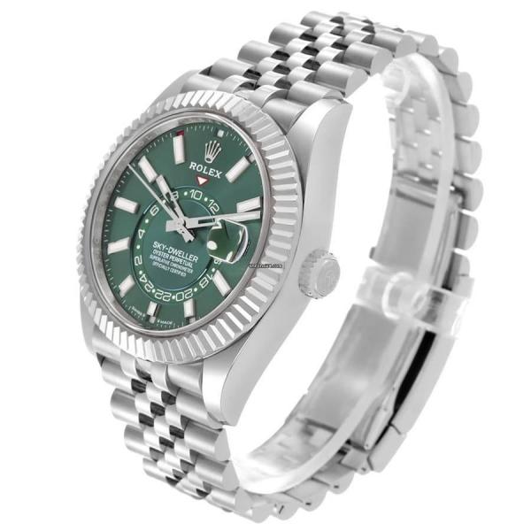 Role_x Oyster perpetual Sky Dweller Z-R Premium