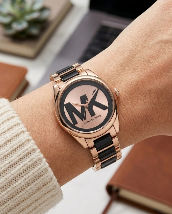 Mic.hael_l Kors Janelle