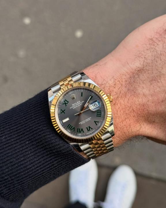 Rolee_x Oyster perpetual Date Just Automatic Gold