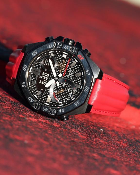 Ca…sio Edifice x Honda Racing Limited Edition