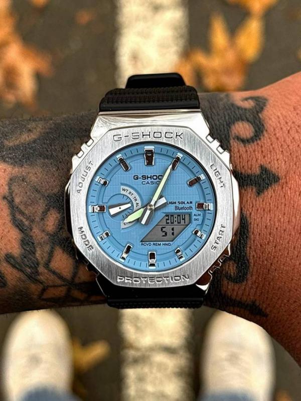 Ca.sio g-shock gm2100 black sky blue