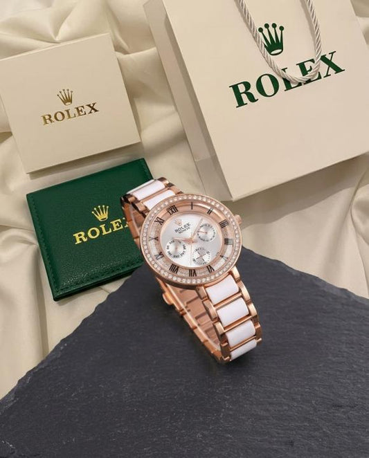 Role_x Celine White-White