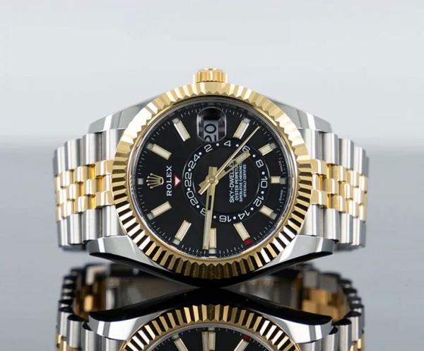 Role_x Oyster Perpetual Sky Dweller 2Ton-Gold-Black