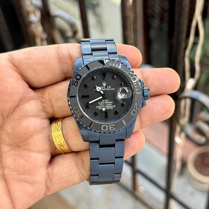 Role_x MAD Blue Submariner