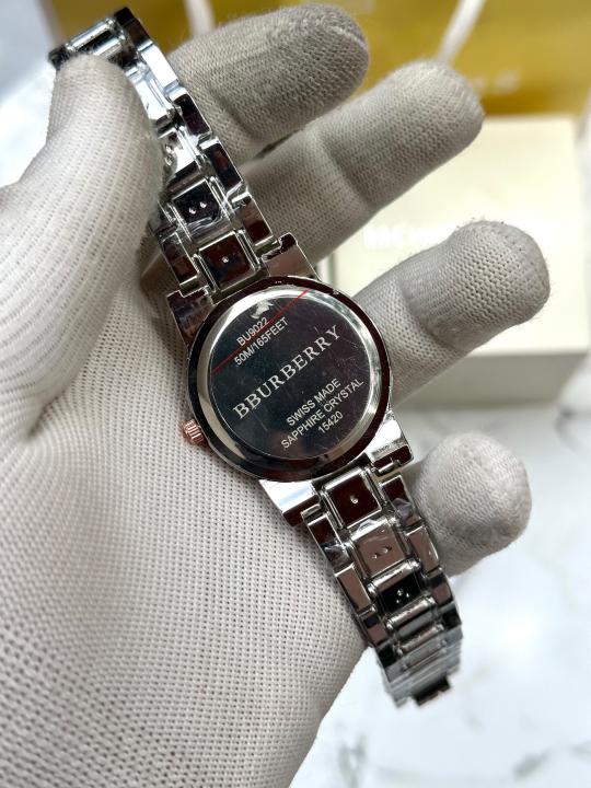 Bur.bery Signature Lady