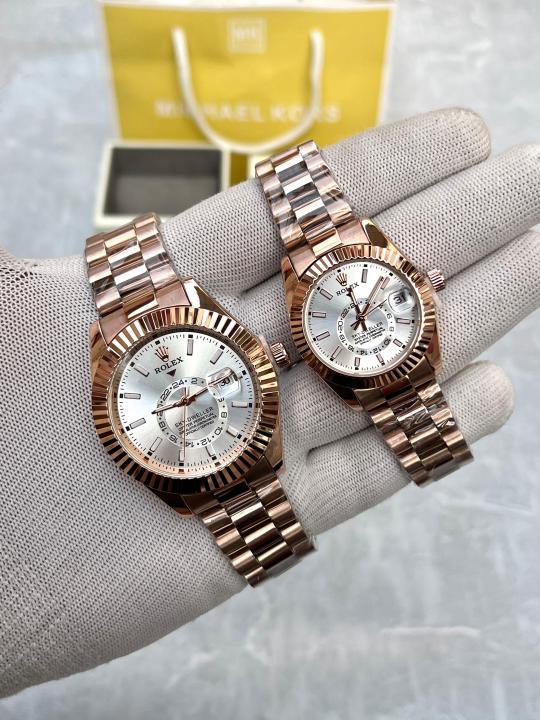 Role_x Sky-Dweller Couple