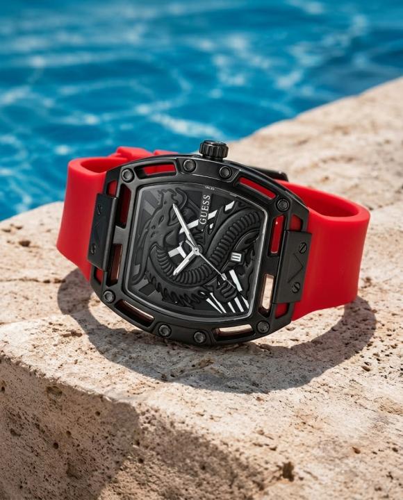Gu.ess Trend Legend Dragon Red Black