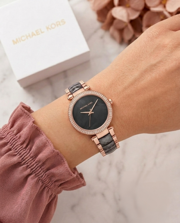 Mi.chael korr_s Parker Pave Black