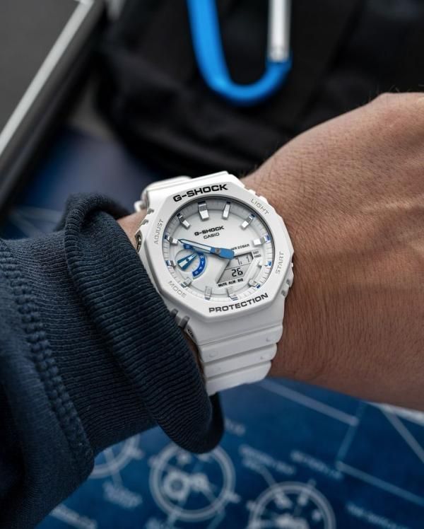 Ca.sio G- Shock GA-2100HDS-7A white