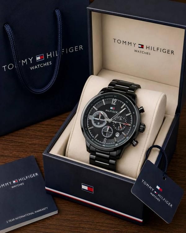 Tom.my Evan full black