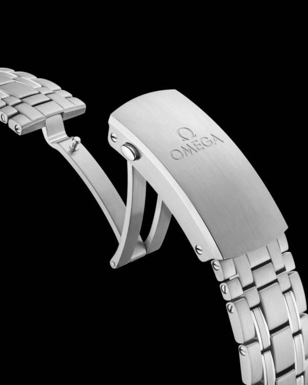 Omegg_a Seamaster Diver 300M Automatic Silver Black
