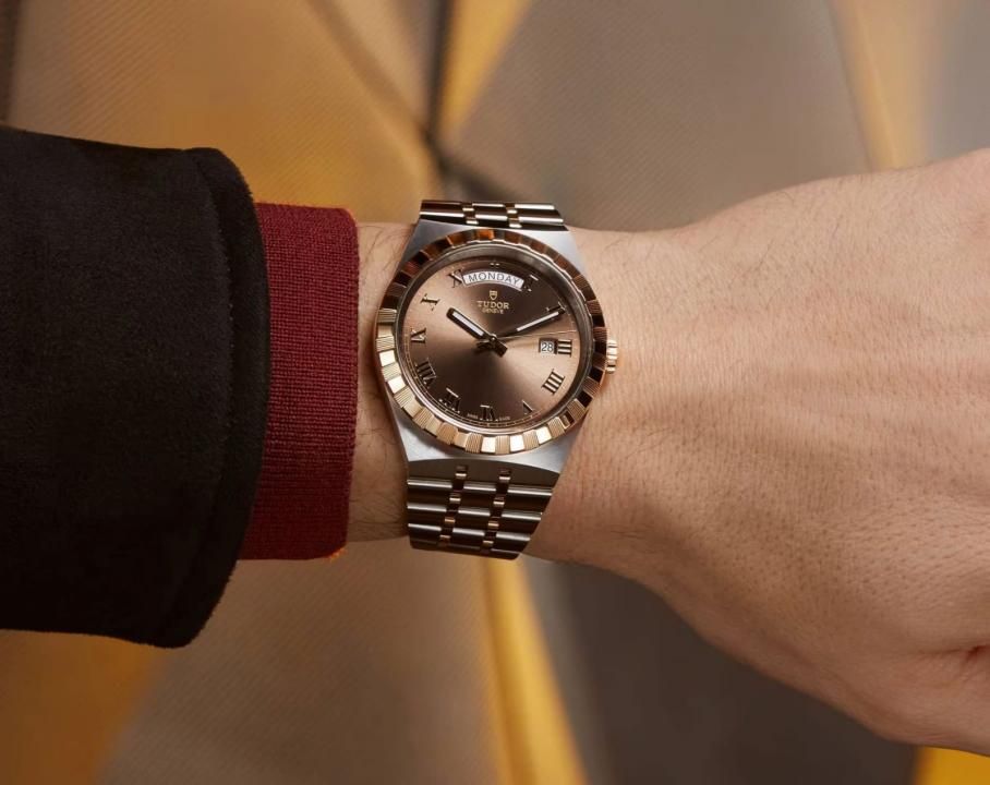 Tu.dor Royal Automatic 2 ton copper brown Roman ank