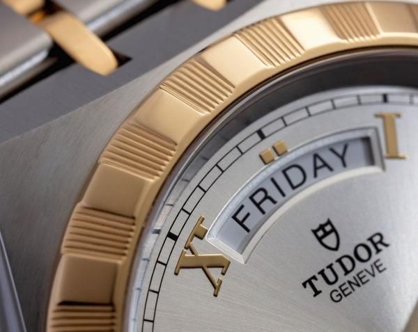 Tu.dor Royal Automatic 2 ton gold gray Roman ank