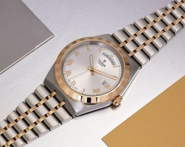 Tu.dor Royal Automatic 2 ton gold gray Roman ank