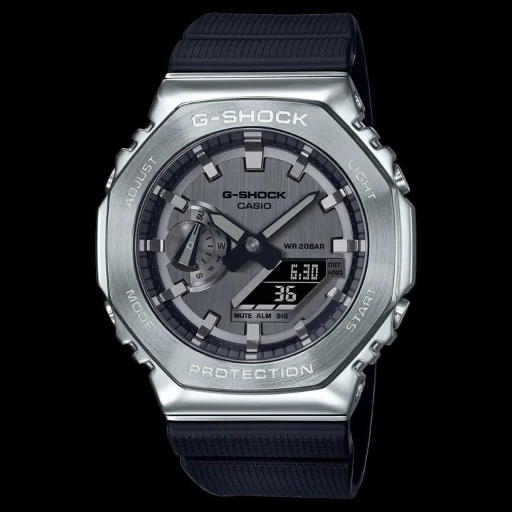 Ca.sio g shock gm2100 black silver Black