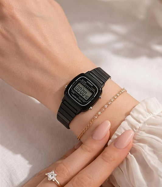 Ca.sio Womens Vintage LA670