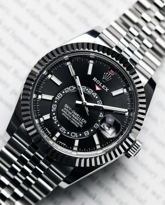 Rolee_x Oyster perpetual Sky Dweller