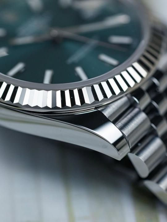 Rolee_x Oyster Perpetual Date Just Silver Green