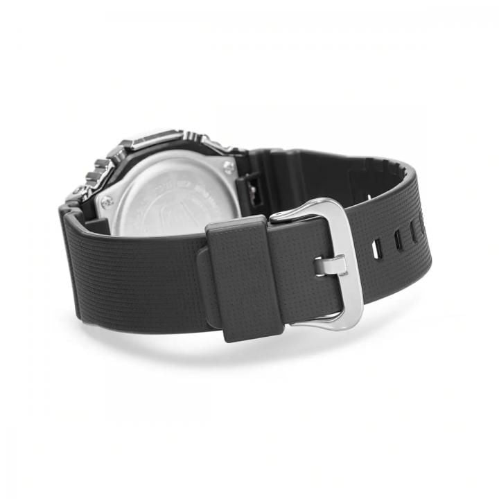 Ca.sio g shock gm2100 black silver Black