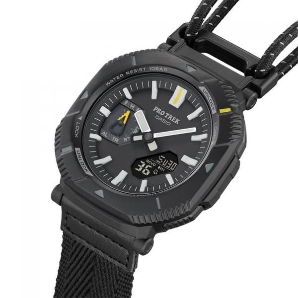 Ca.sio Pro Trek PRJ-B001B-2 black and white