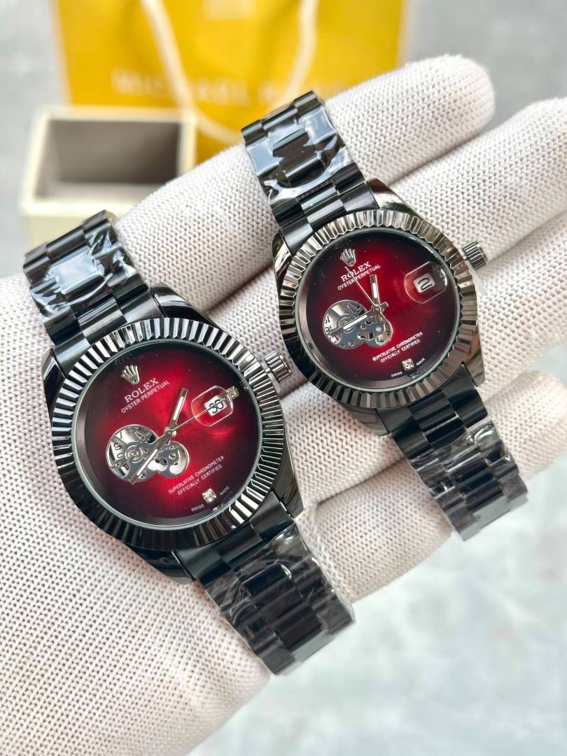 Role_ex Oyster Date Couple