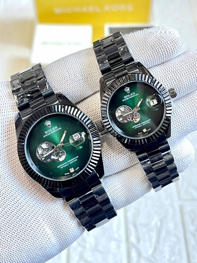 Role_ex Oyster Date Couple