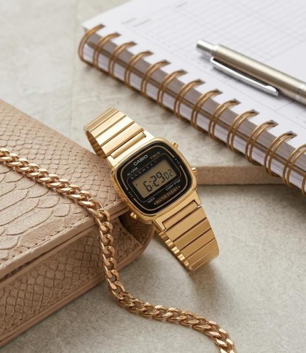 Ca.sio Womens Vintage LA670 GOLD BLACK
