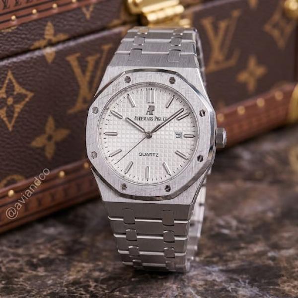 Aude.mars_Piguet Royal Oak Quartz