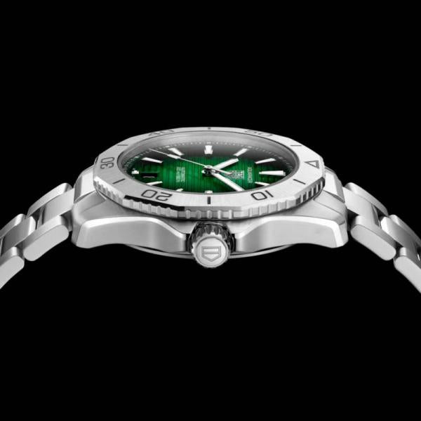 Tag_g Aquaracer Professional 200 Date Automatic