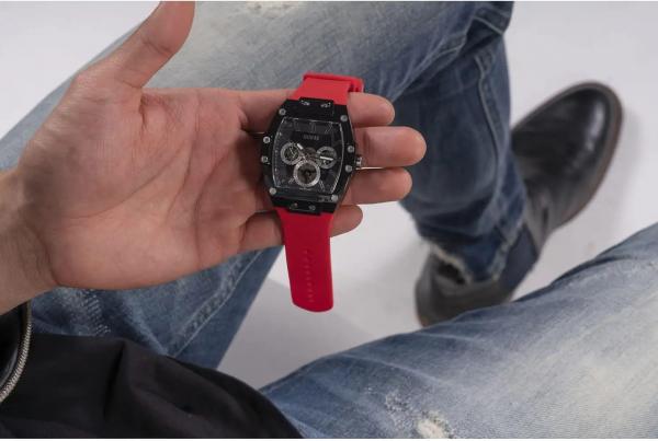 Gue.ss Rectangle Chronograph Red-Black
