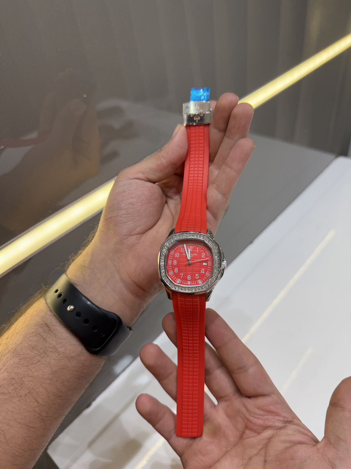 Pa.tek Philipp.e red