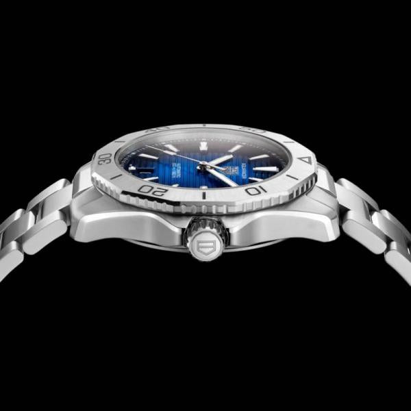Tag_g Aquaracer Professional 200 Date Automatic