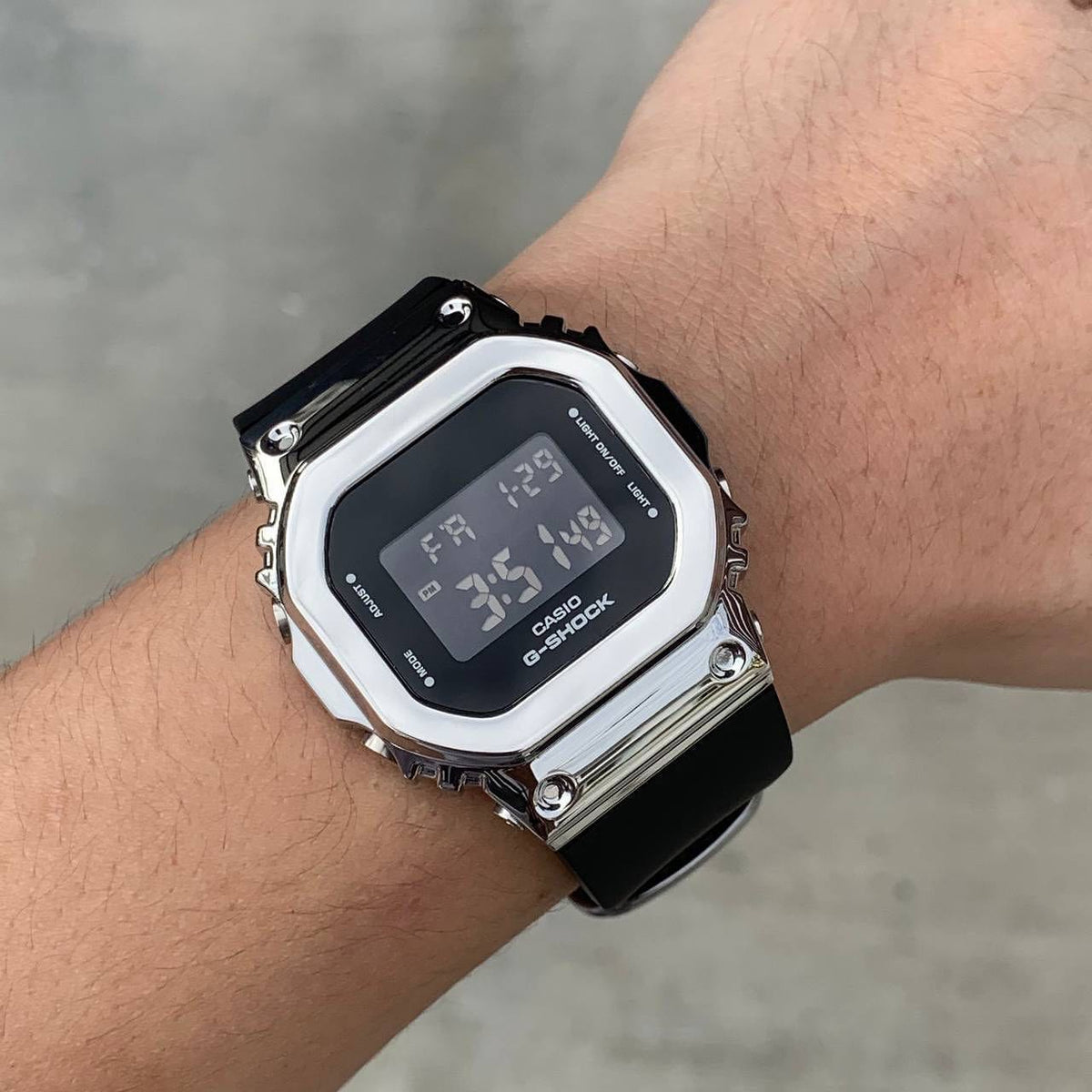 New Casio g shock gms5600