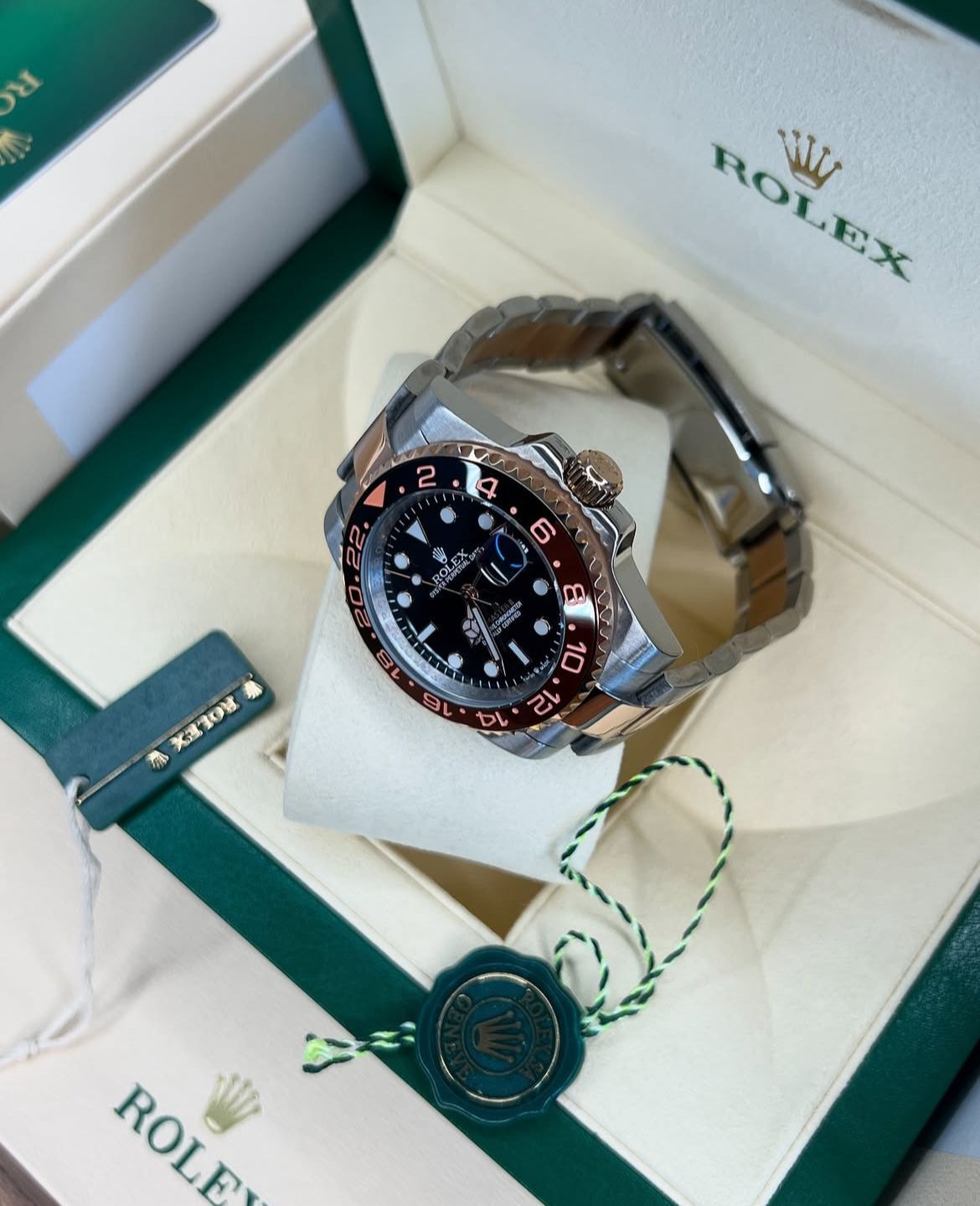Rol.ex GMT master ll root beer