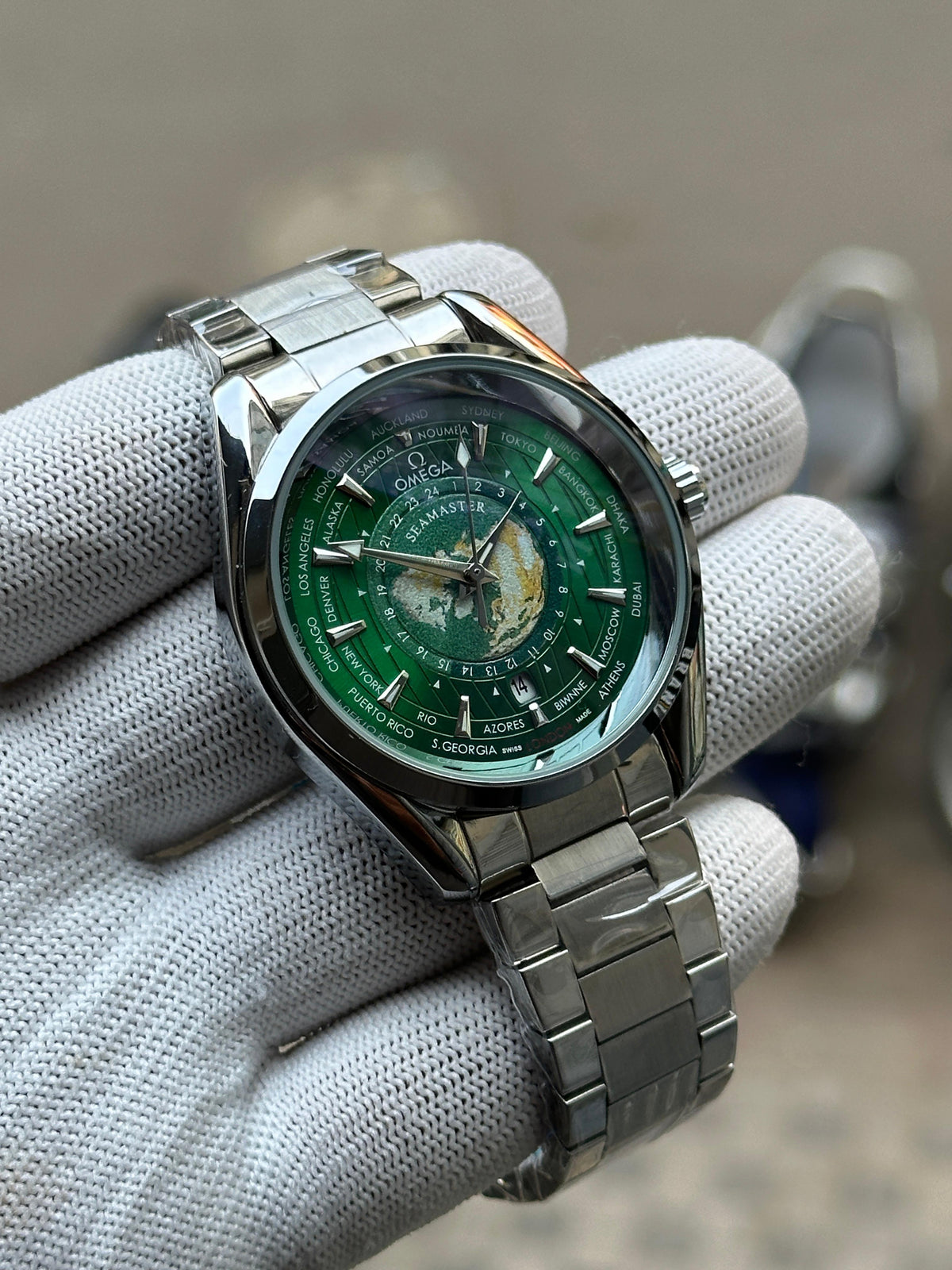Om.ega Seamaster Auto