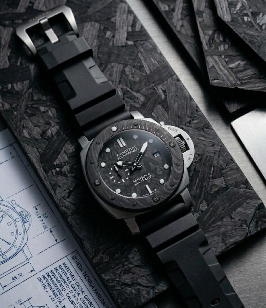 Lumi.nor Panerai Luminor Submersible
