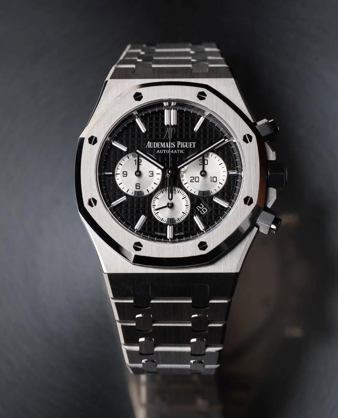 Aude.mars Pigeut Royal Oak Chronograph