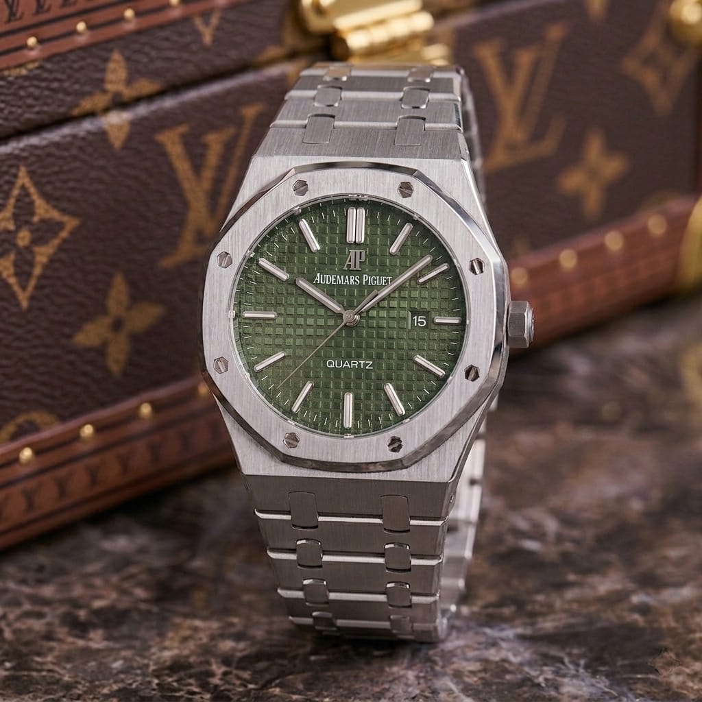Aude.mars_Piguet Royal Oak Quartz