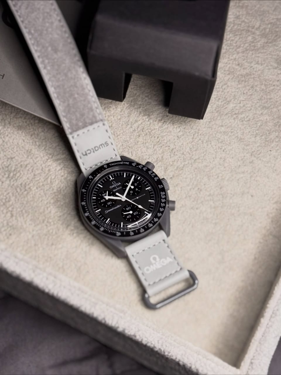 Om.ega x Swatch  Bioceramic Moonswatch Mission to Mercury
