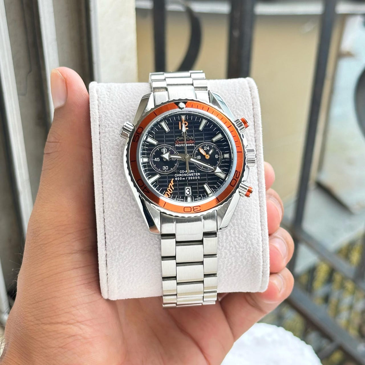 Om.ega Seamaster Planet Ocean Quartz Japan