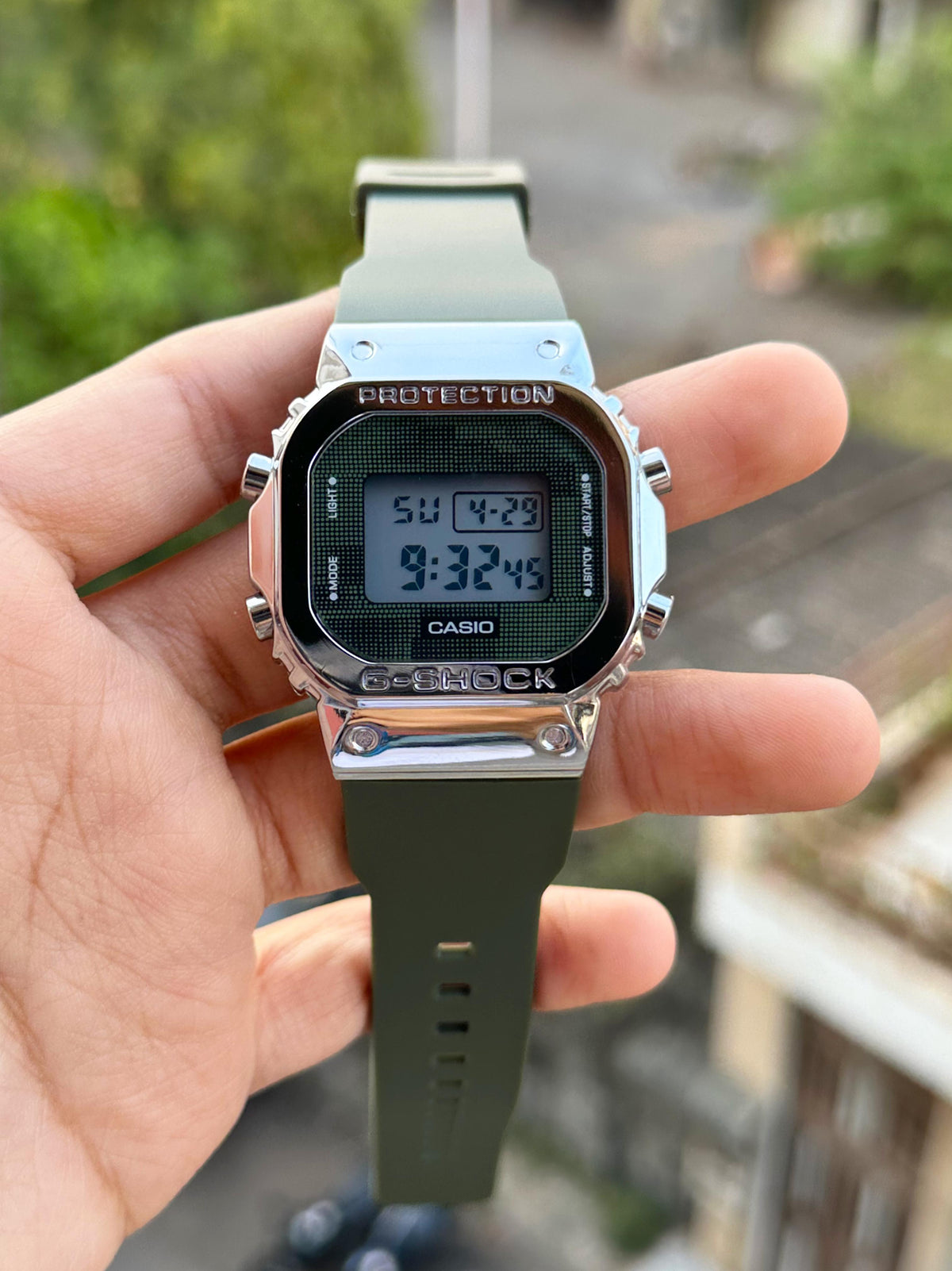 New Casio G-Shock G-Steel GM-S5600UPG-4DR Silver Digital Dial Black Resin Strap  Watch G1536