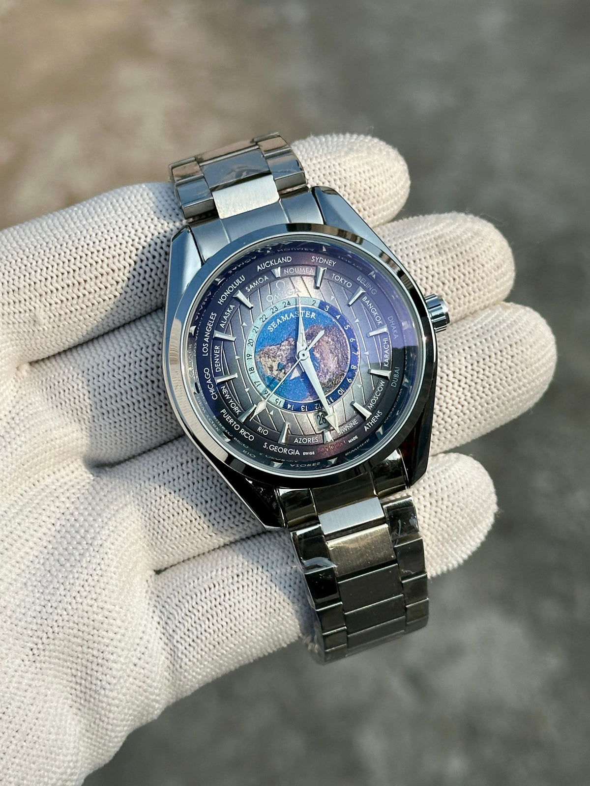 Om.ega Seamaster Auto