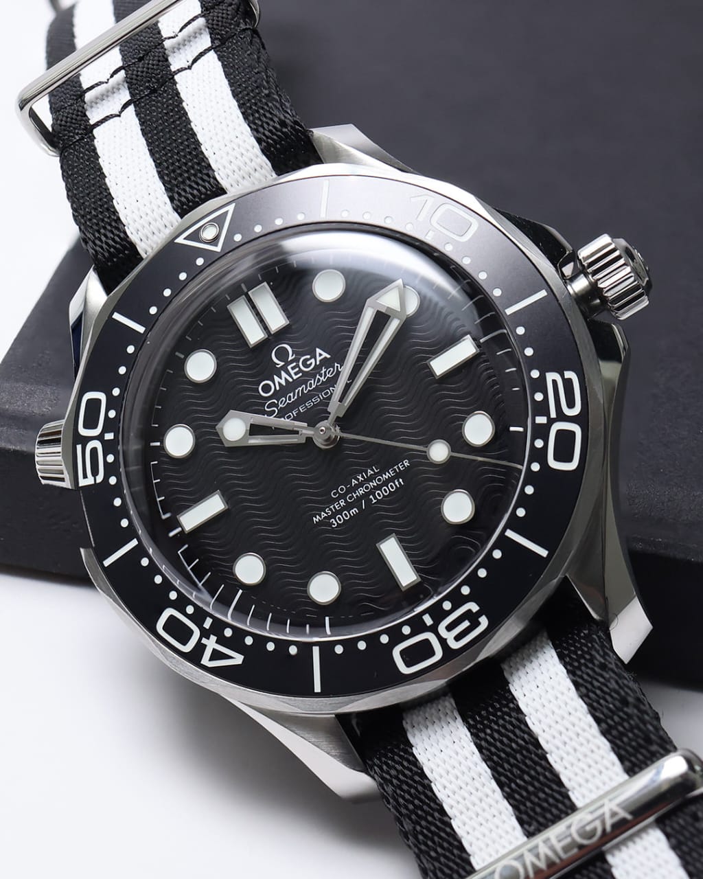 Om.ega Seamaster Diver 300 Automatic