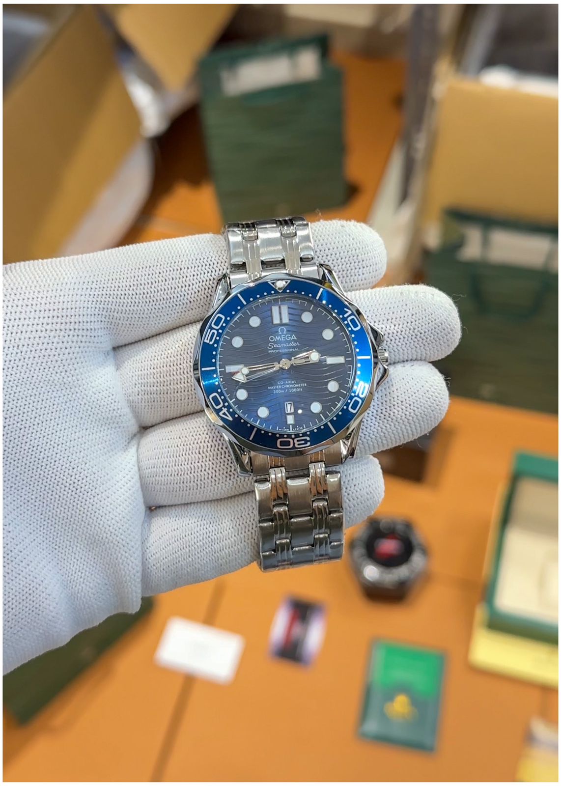 Om.ega Seamaster Diver 300m - J1374