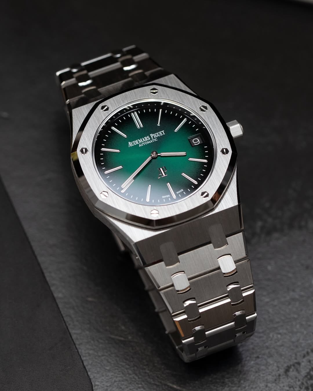 Aude.mars Piguet Royal Oak Quartz