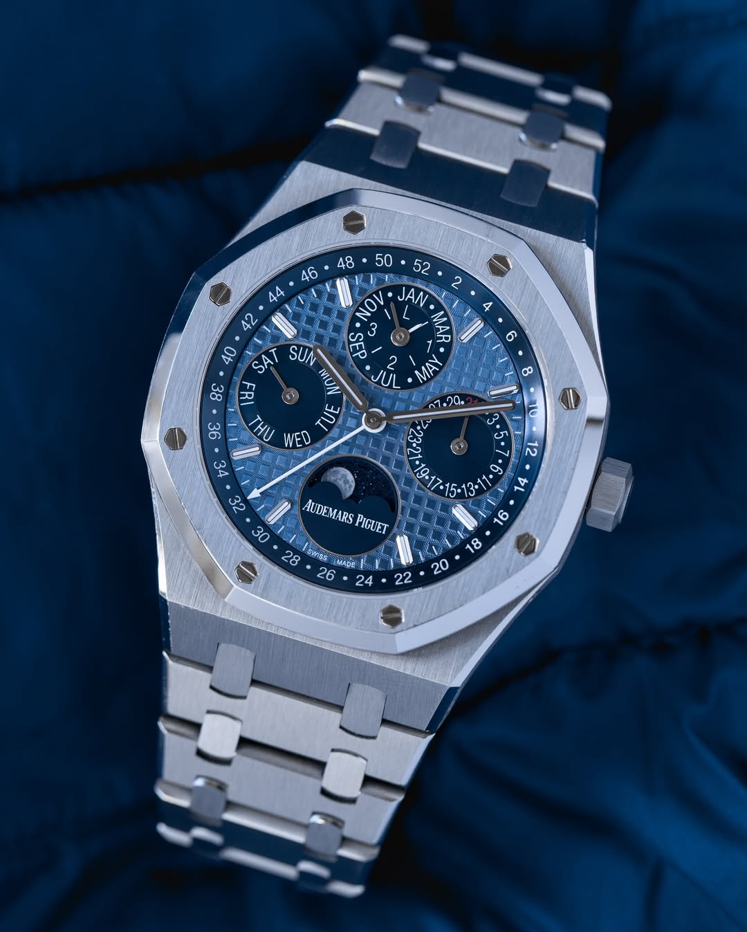 Aude.mars Piguet Royal Oak Calendar Automatic