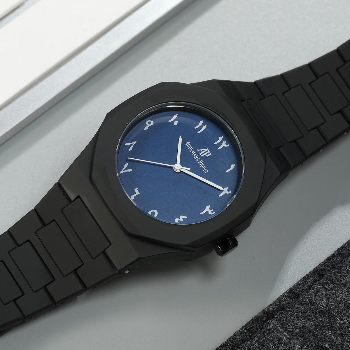 Aude.mars Piguet Royal Oak Arabic
